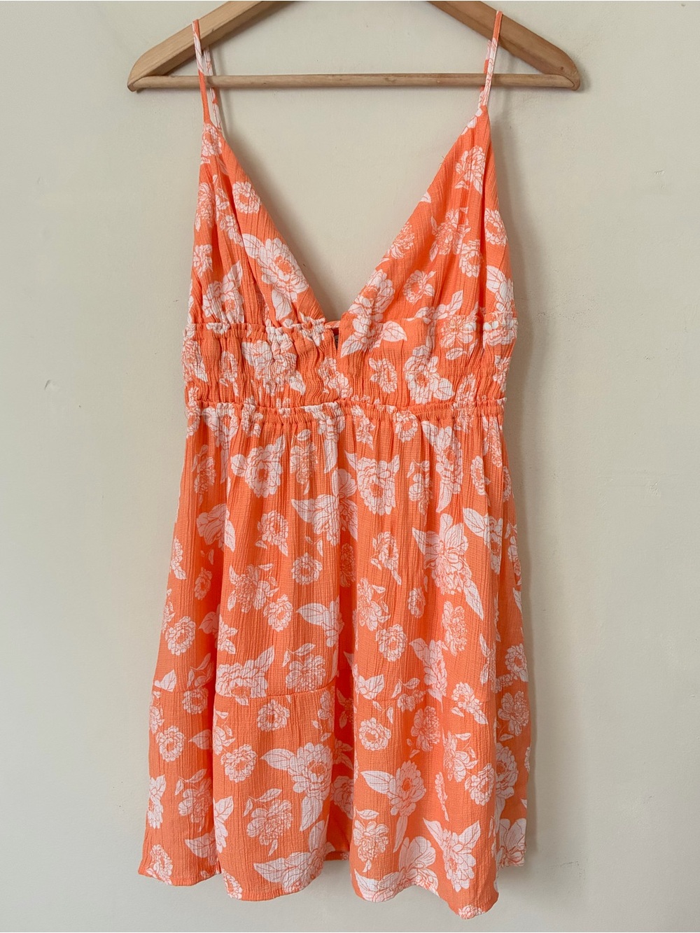 Love Tree Orange Babydoll Floral Smocked Empire Waist Mini Dress L Summer Boho